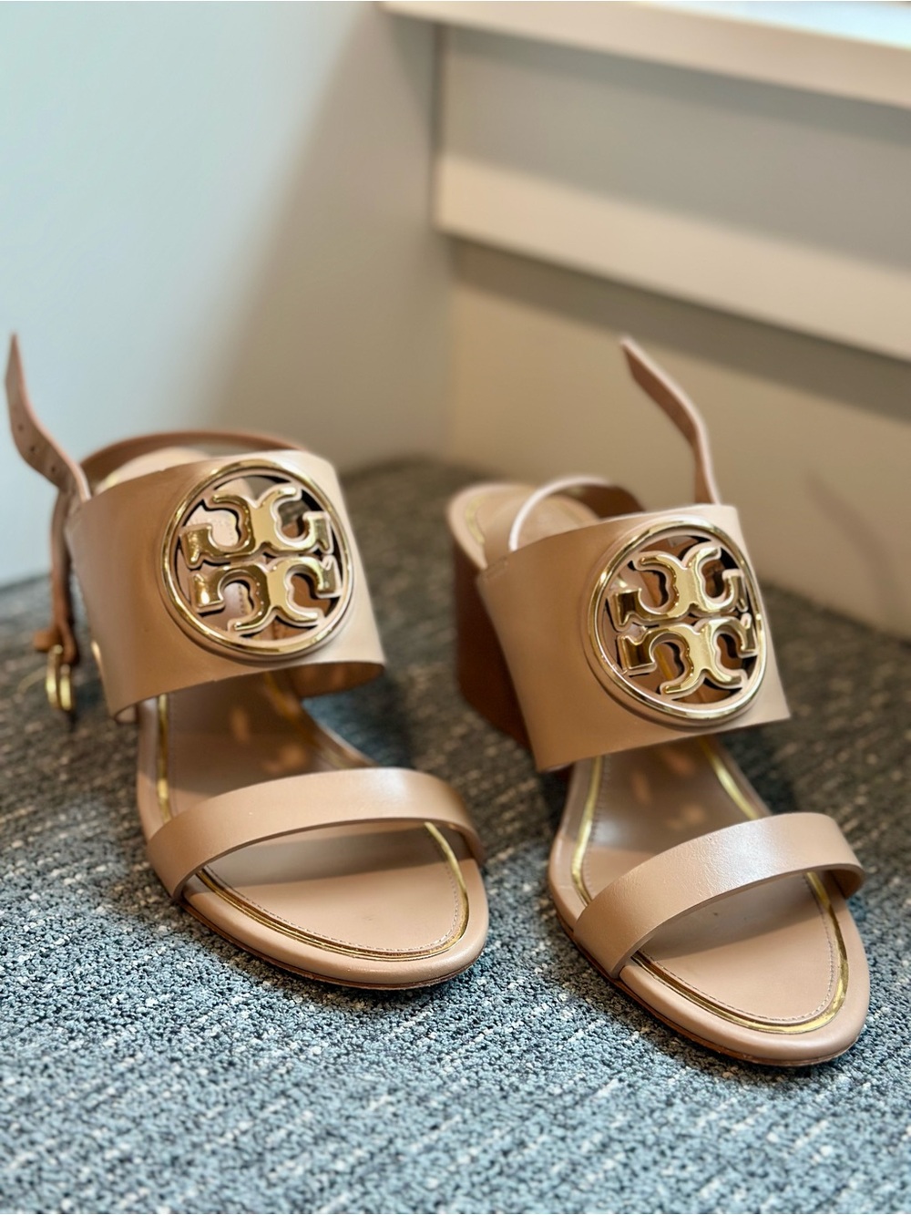 Tory Burch Nude Leather Block-Heel Sandals with Gold Logo